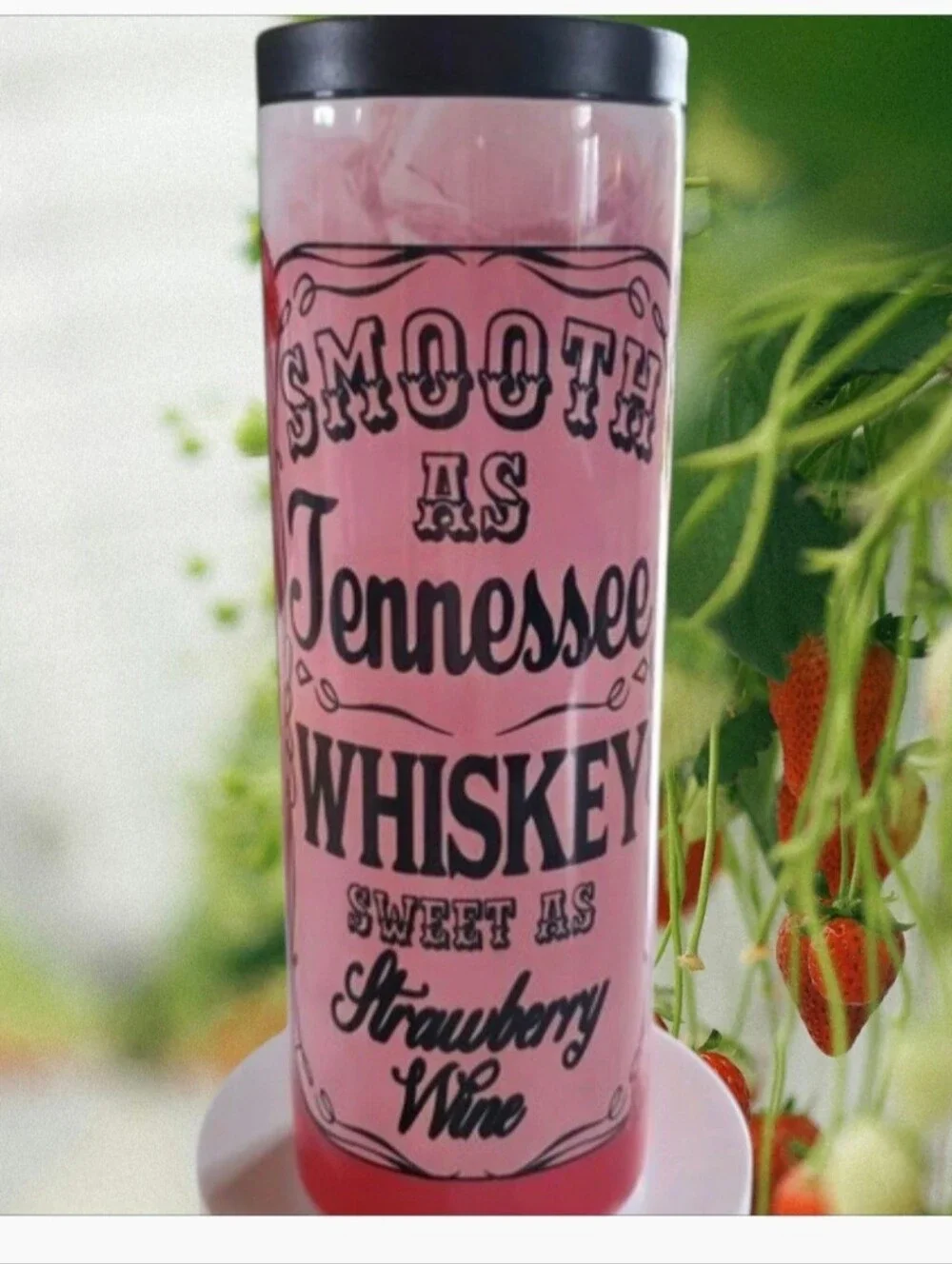 Tennessee Whiskey and Strawberry Wine 20oz Tumbler with duo lids 🎉sale